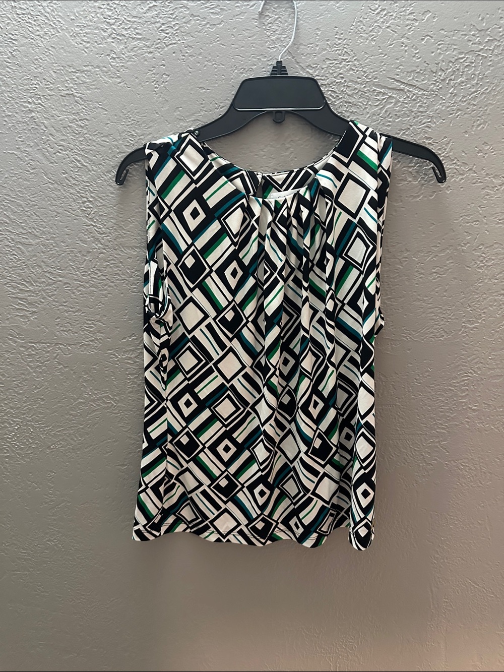 Calvin Klein Geometric Print Sleeveless Camisole in Black, White & Green